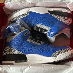 Air Jordan 3 retro varsity royal; size 13